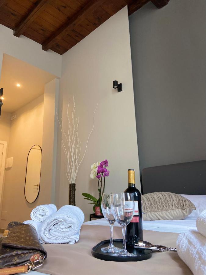 Soha Piazza Di Spagna Boutique Roma Eksteriør bilde