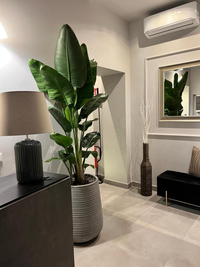 Soha Piazza Di Spagna Boutique Roma Eksteriør bilde