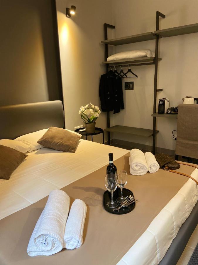 Soha Piazza Di Spagna Boutique Roma Eksteriør bilde