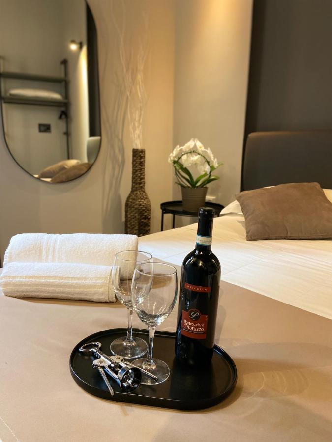 Soha Piazza Di Spagna Boutique Roma Eksteriør bilde