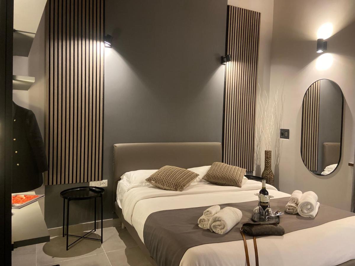 Soha Piazza Di Spagna Boutique Roma Eksteriør bilde